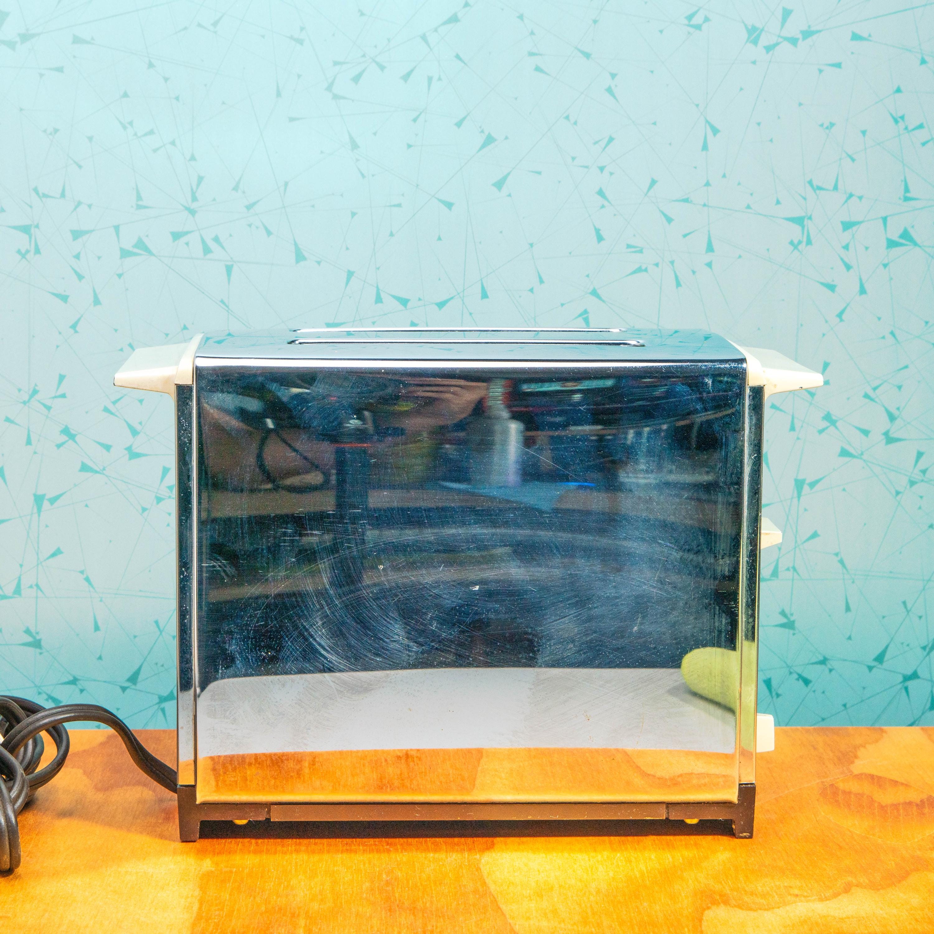 Vintage Presto PTO1C Automatic 2-Slice Toaster | Mid Century Electronics